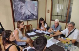 Funcionarios municipales mantuvieron una reunión en La Plata con la directora provincial de Planificación