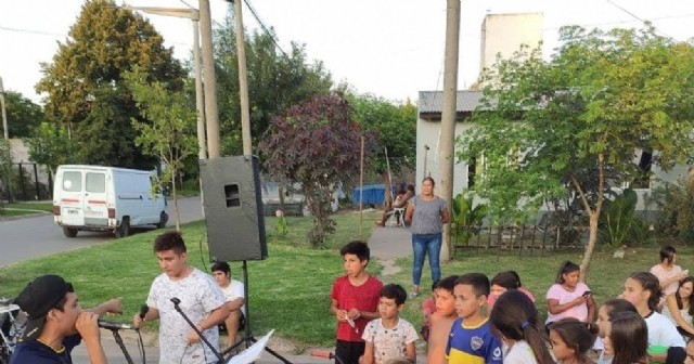 En Barrio Rivadavia arrancó el programa "Nosotrxs al frente"