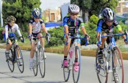 Demostración en pista de ciclismo