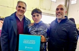 250 jóvenes recibieron sus netbooks del plan Conectar Igualdad Bonaerense