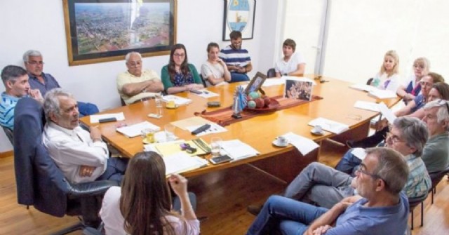 Productiva reunión por la Galería Colón de calle 47