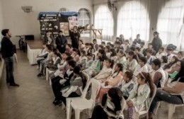 El municipio llevó a cabo una charla sobre dengue en la Escuela Primaria 1