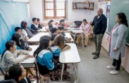 Se llevó a cabo una charla sobre tenencia responsable de mascotas en la EP14