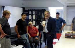 Visita del intendente al Aula Taller Móvil