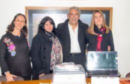 Entrega de materiales a FinEs